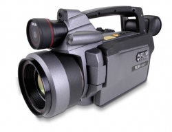 Caméra infrarouge FLIR ThermaCAM P 660